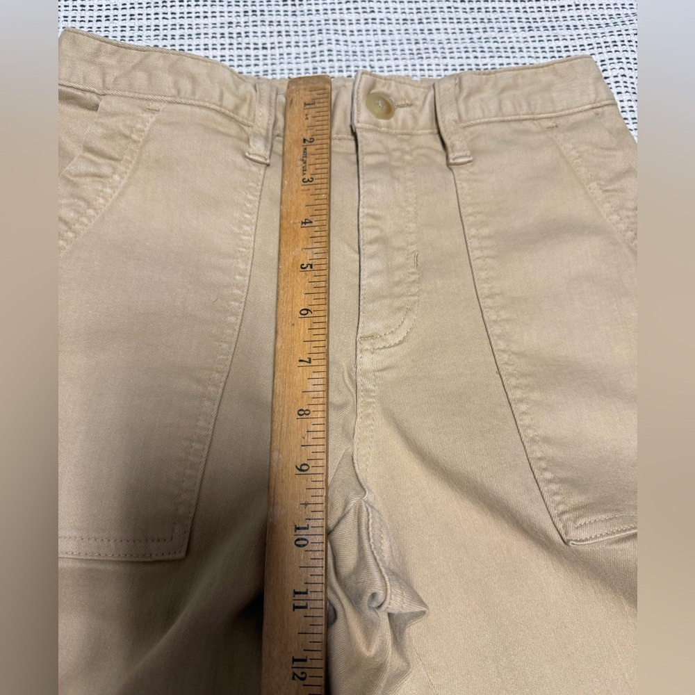 2 Tommy Bahama Woman’s White and Khaki Cotton Crop Ankle Pants - Picture 4 of 13
